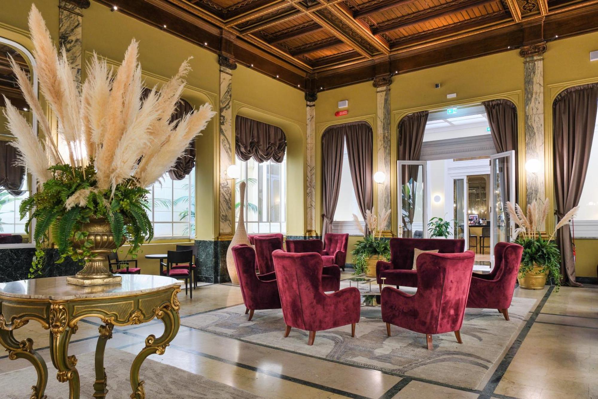 Grand Hotel Et Des Palmes Палермо Екстериор снимка The lobby of the hotel